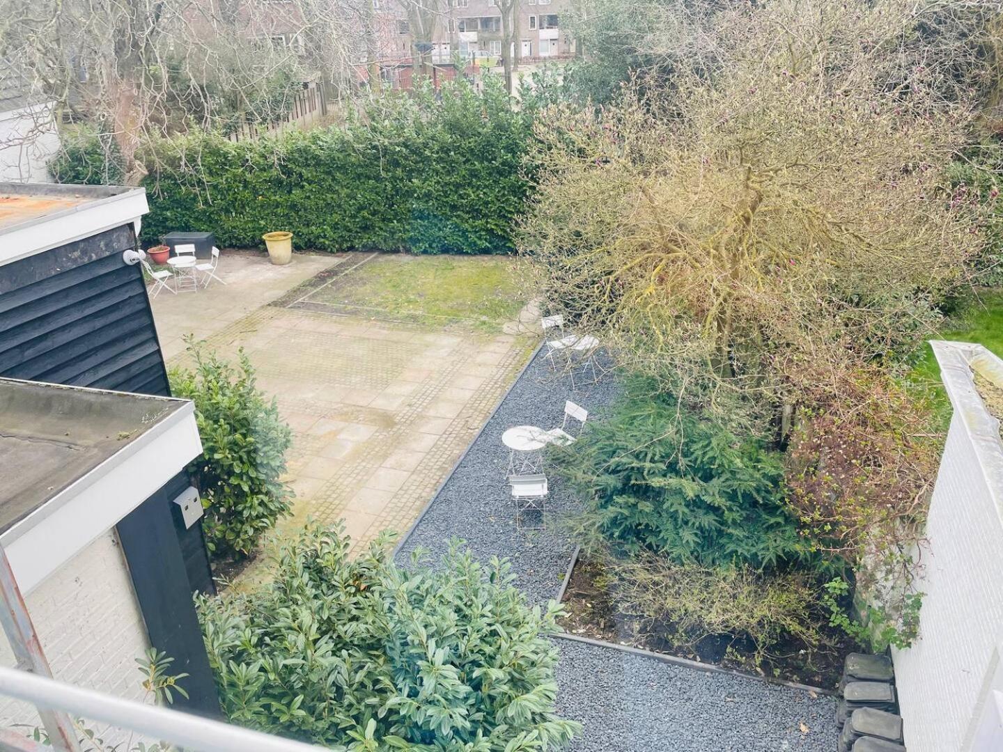 Xxl Loft With Bath Located Stadsvilla Tilburg Kültér fotó