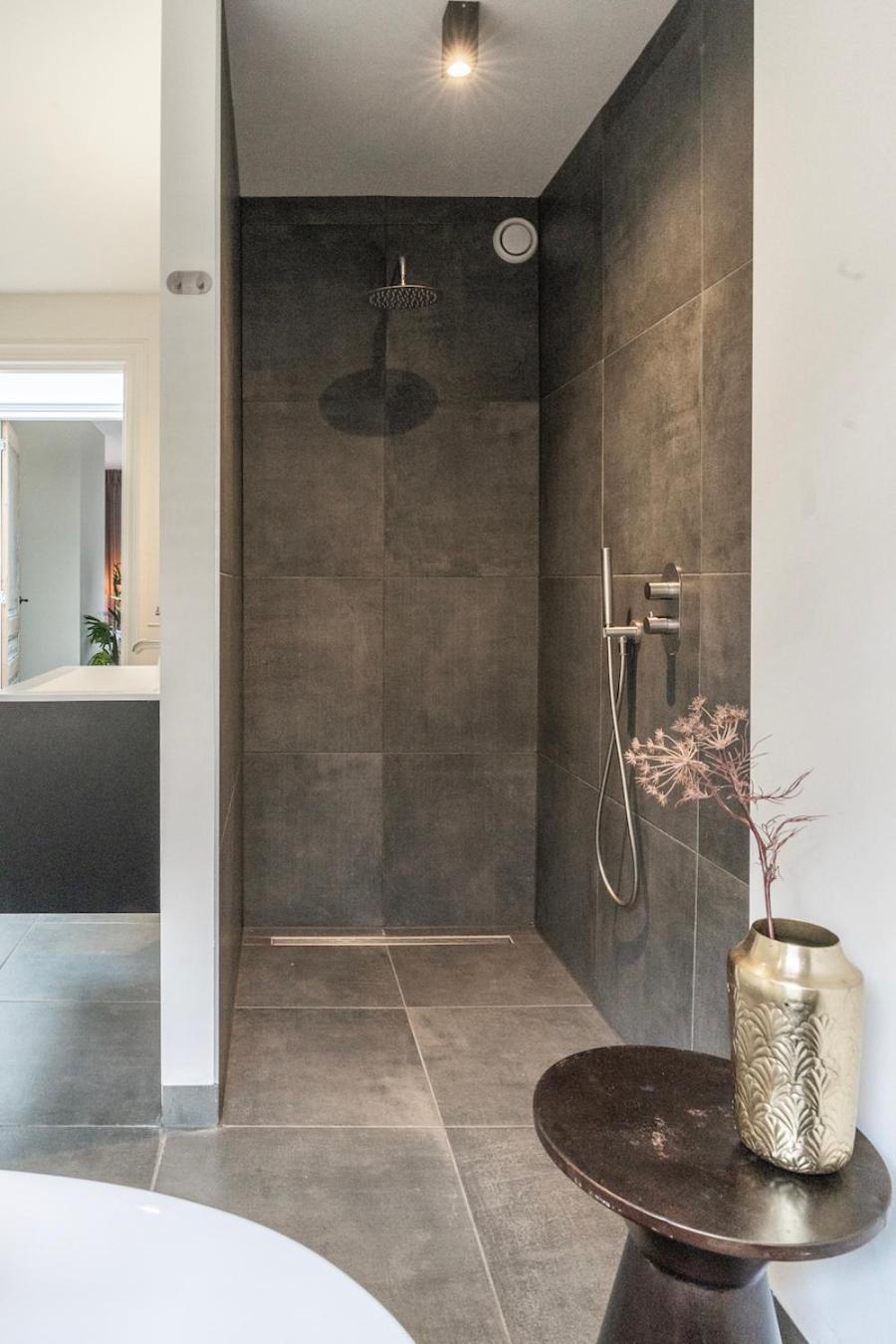 Xxl Loft With Bath Located Stadsvilla Tilburg Kültér fotó